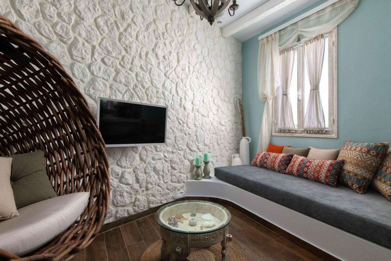 Casa Pietra Lindos Luxury Traditional House ภายนอก รูปภาพ